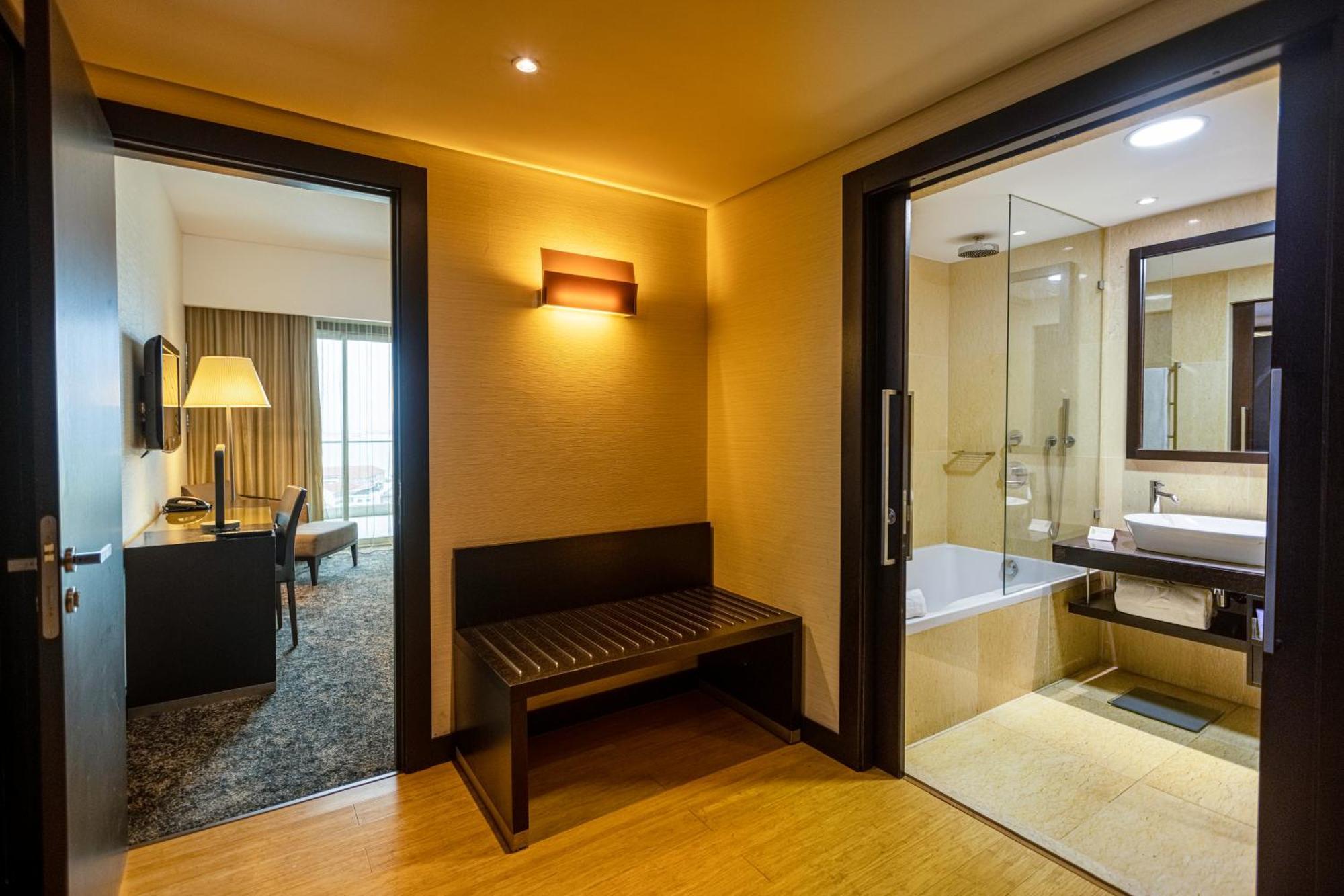 Epic Sana Luanda Hotel Værelse billede
